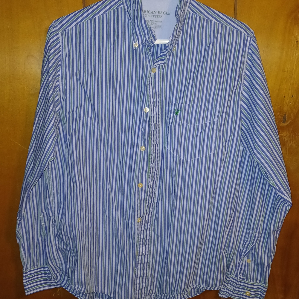 American Eagle Outfitters Men's Blue Striped Shirt